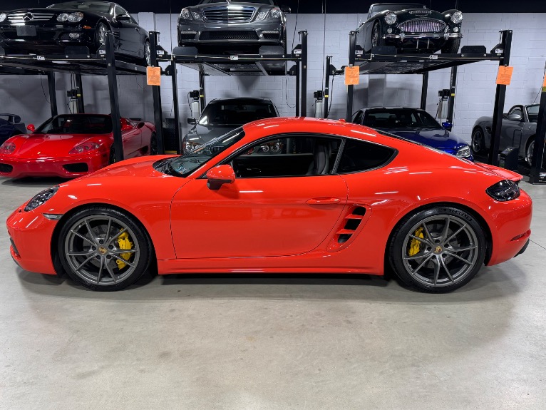 Used 2019 PORSCHE 718 CAYMAN GTS GTS for sale Sold at PurMotive in Hunt Valley MD 21030 3