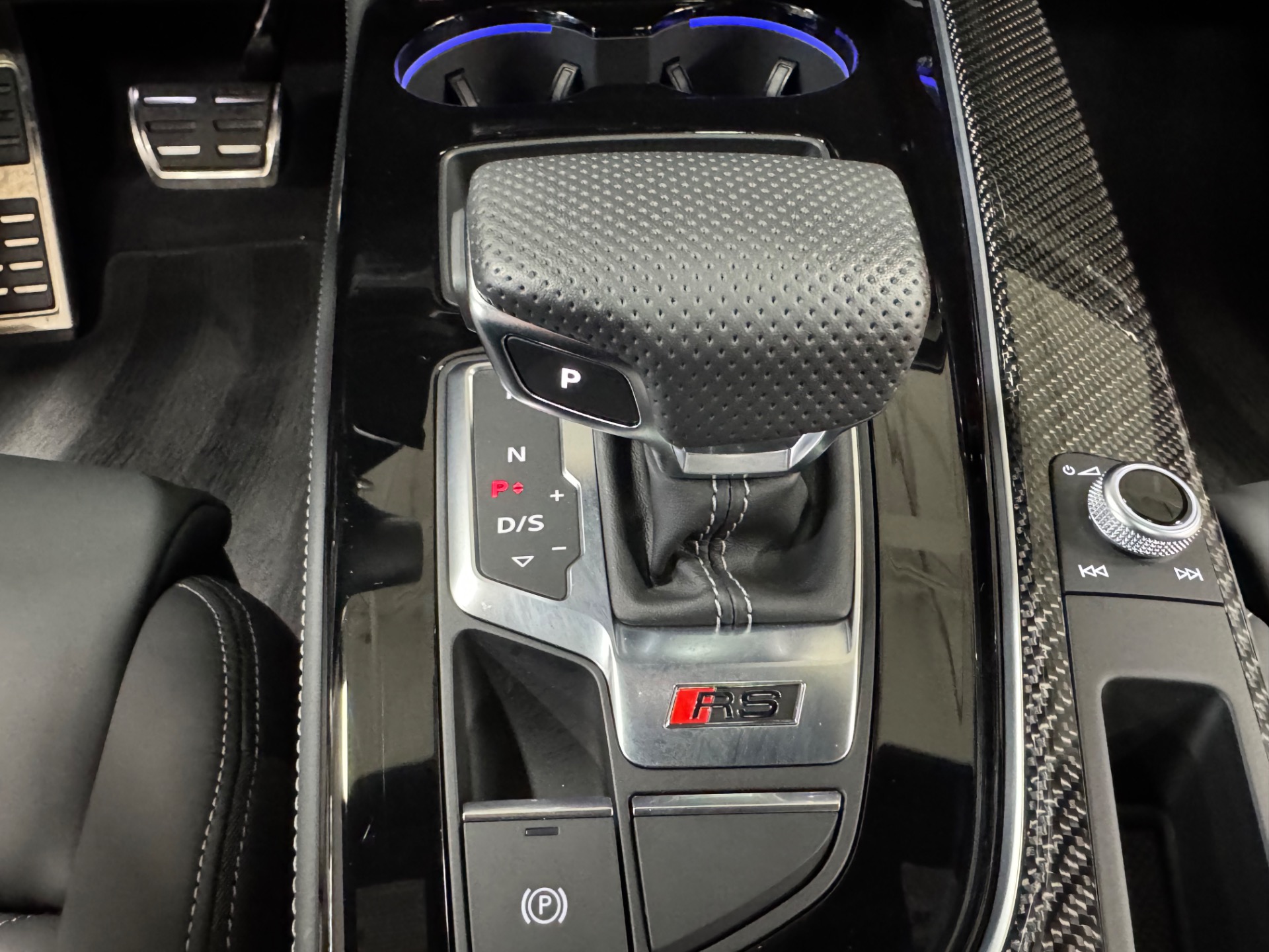 2023 Audi RS 5 photo 46