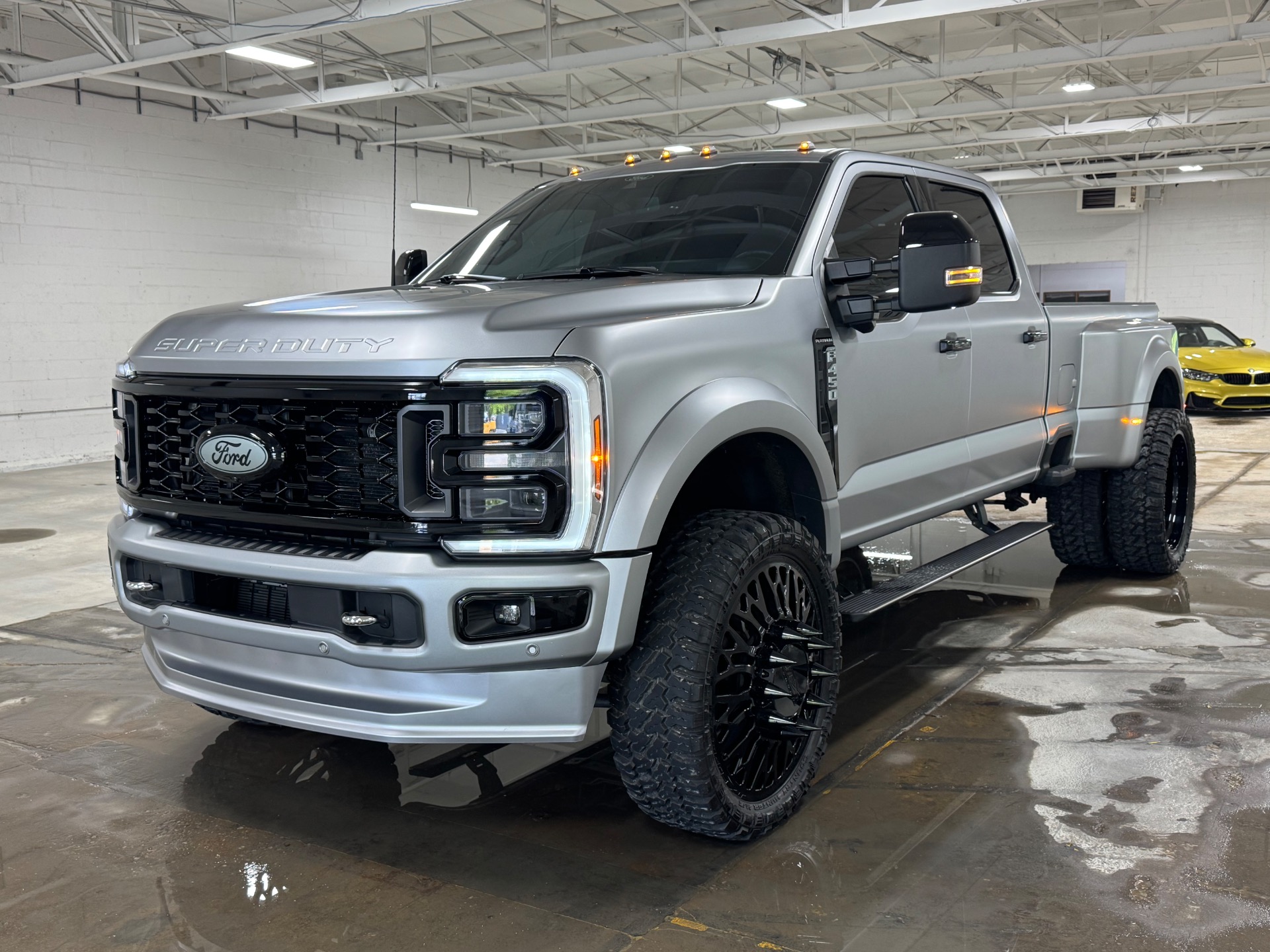 2024 Ford F-450 XL 4x4 Crew Cab 8' Box DRW's photo