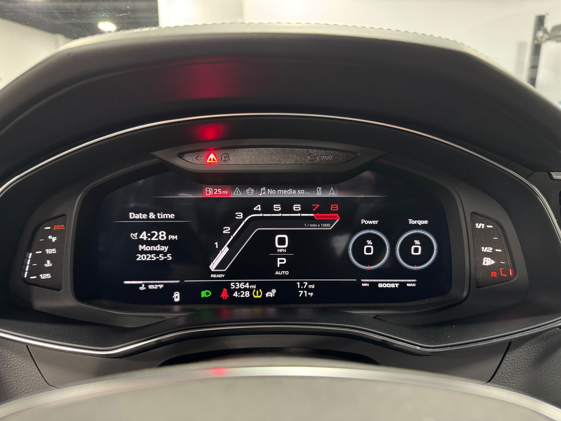 2024 Audi RS 6 Avant Performance photo 17