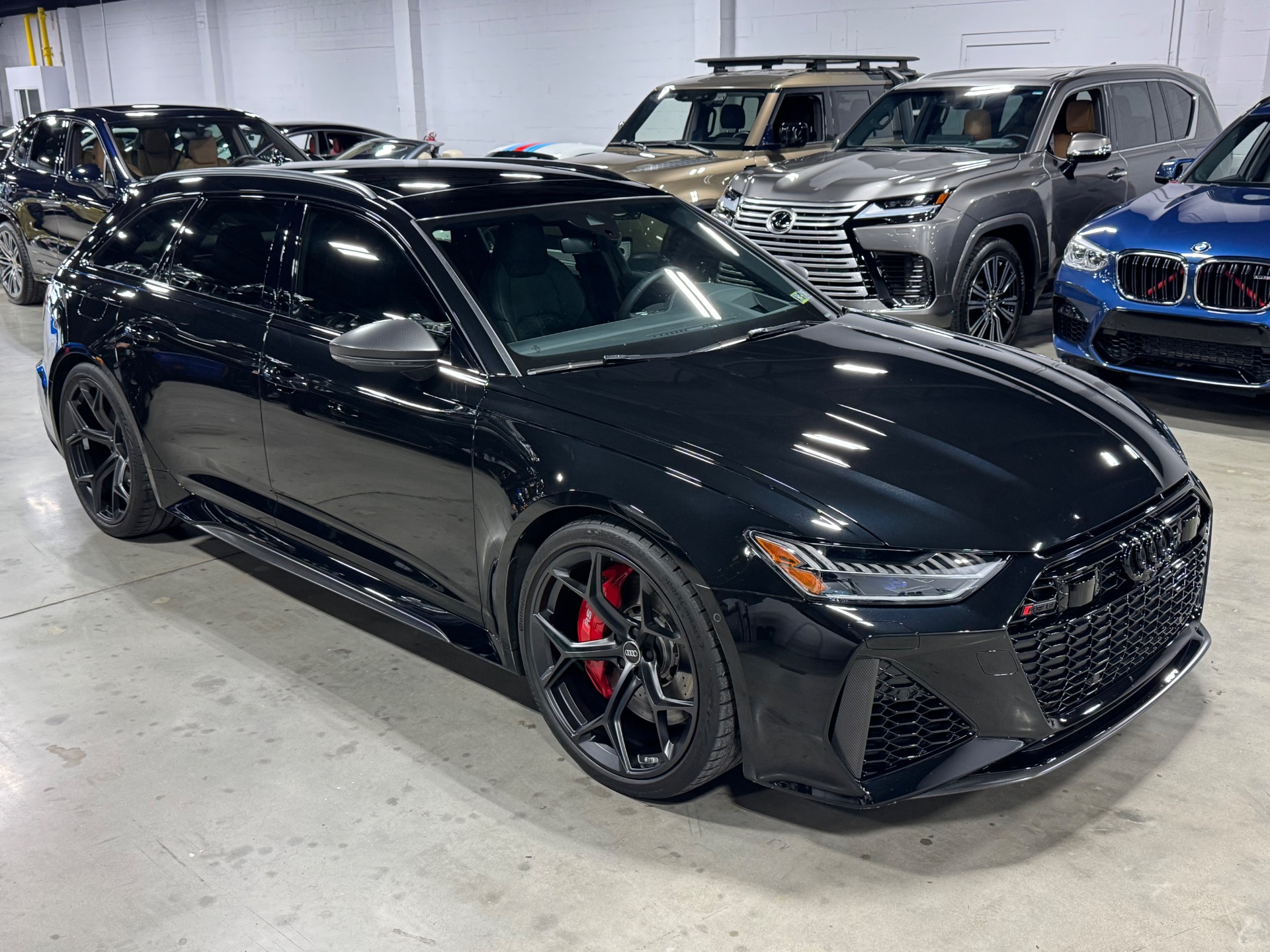 2024 Audi RS 6 Avant Performance photo 32