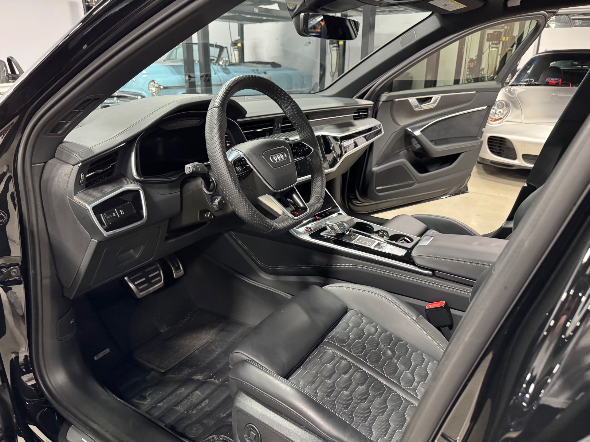 2024 Audi RS 6 Avant Performance photo 39