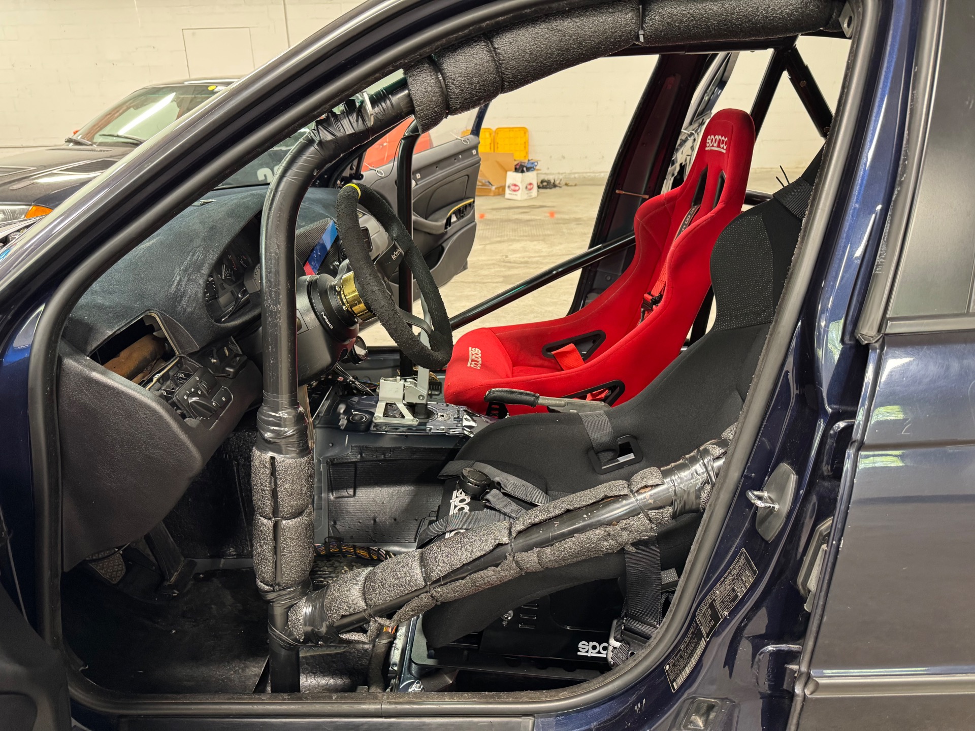 2003 BMW 3 Series 325 - Photo 11