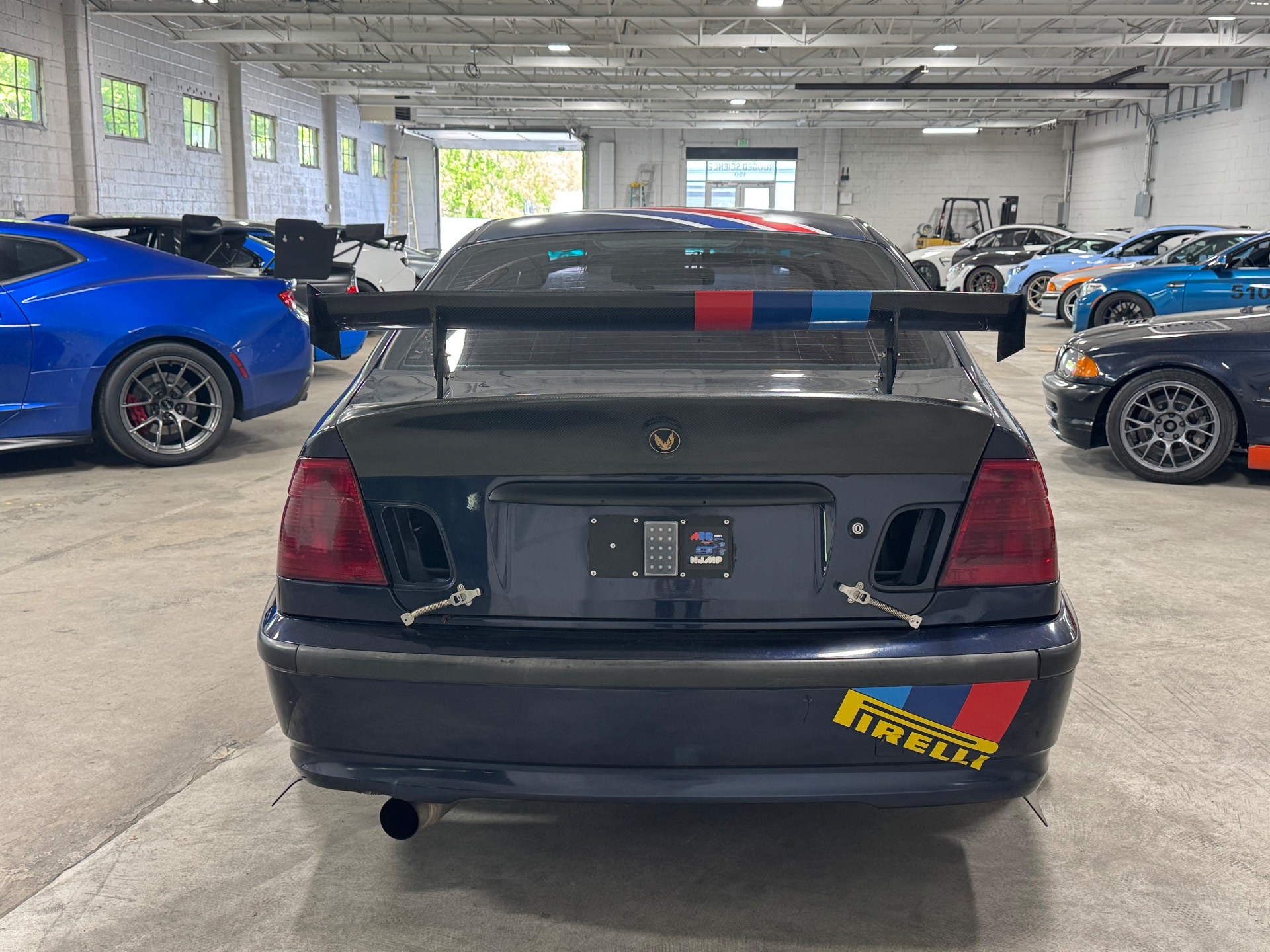 2003 BMW 3 Series 325 - Photo 26