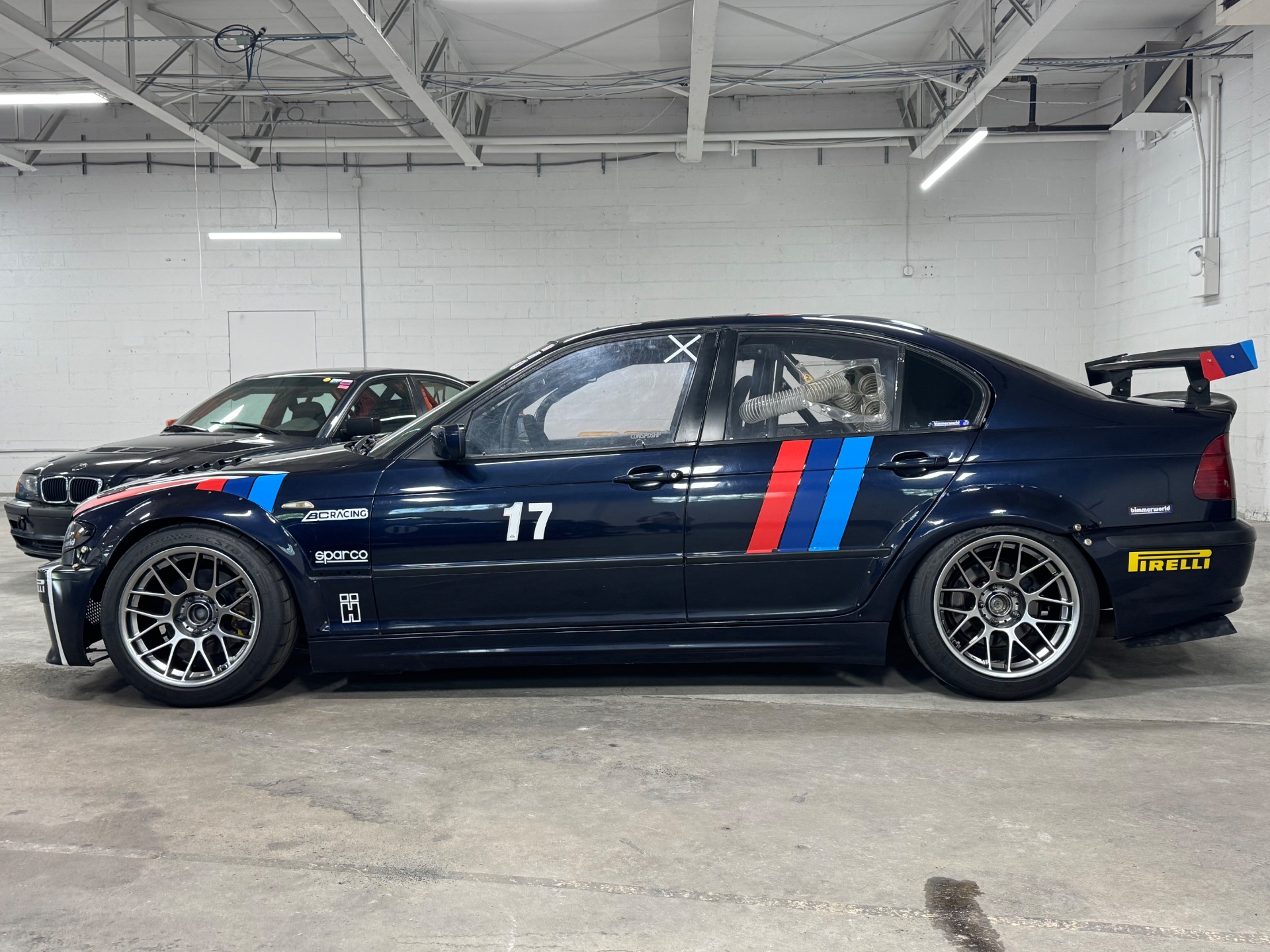 2003 BMW 3 Series 325 - Photo 38