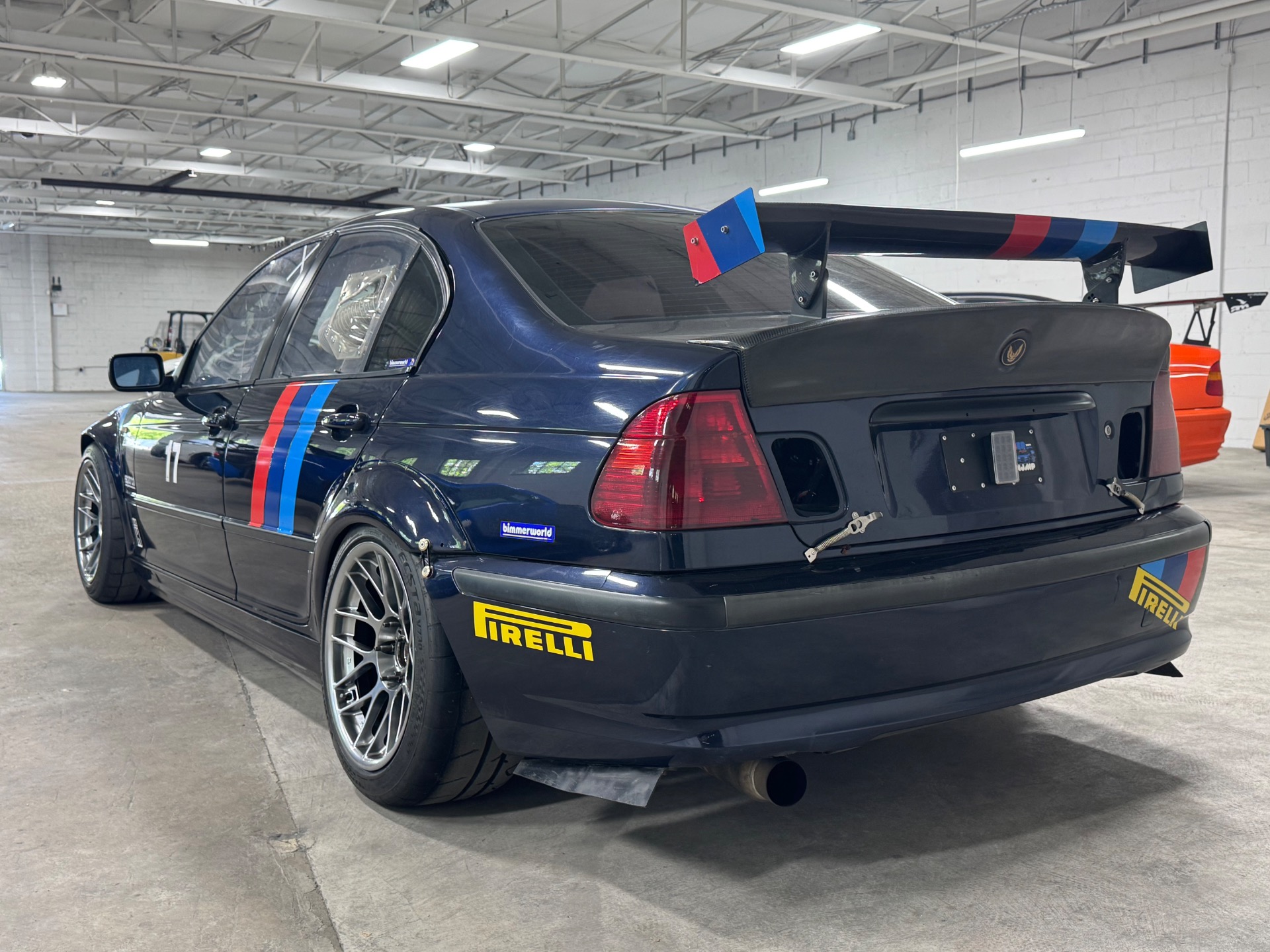 2003 BMW 3 Series 325 - Photo 46