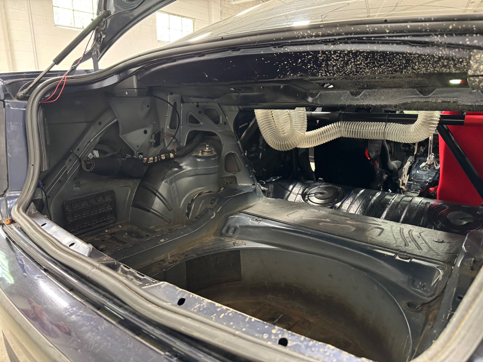 2003 BMW 3 Series 325 - Photo 82