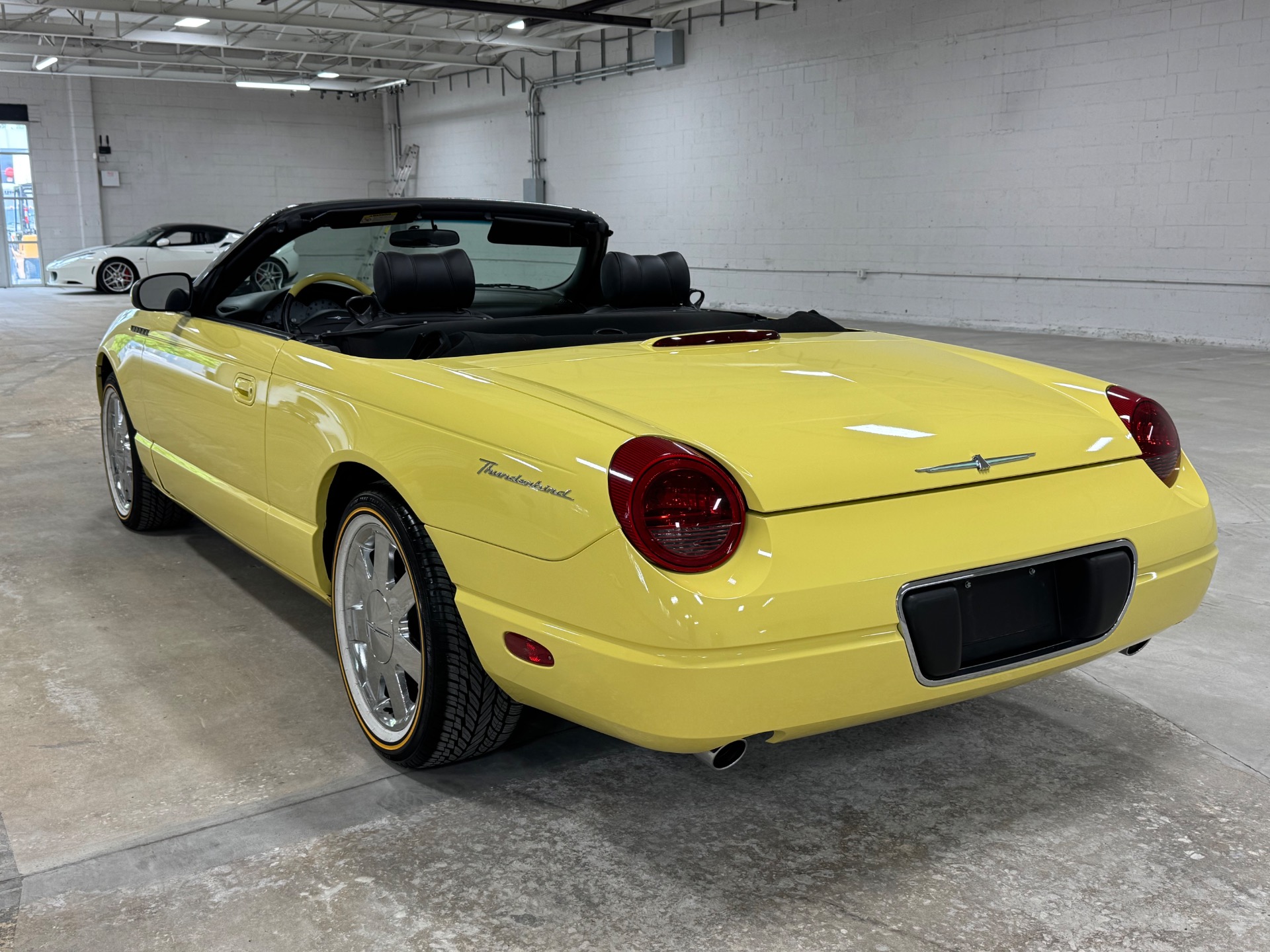 2002 Ford Thunderbird Deluxe photo 52