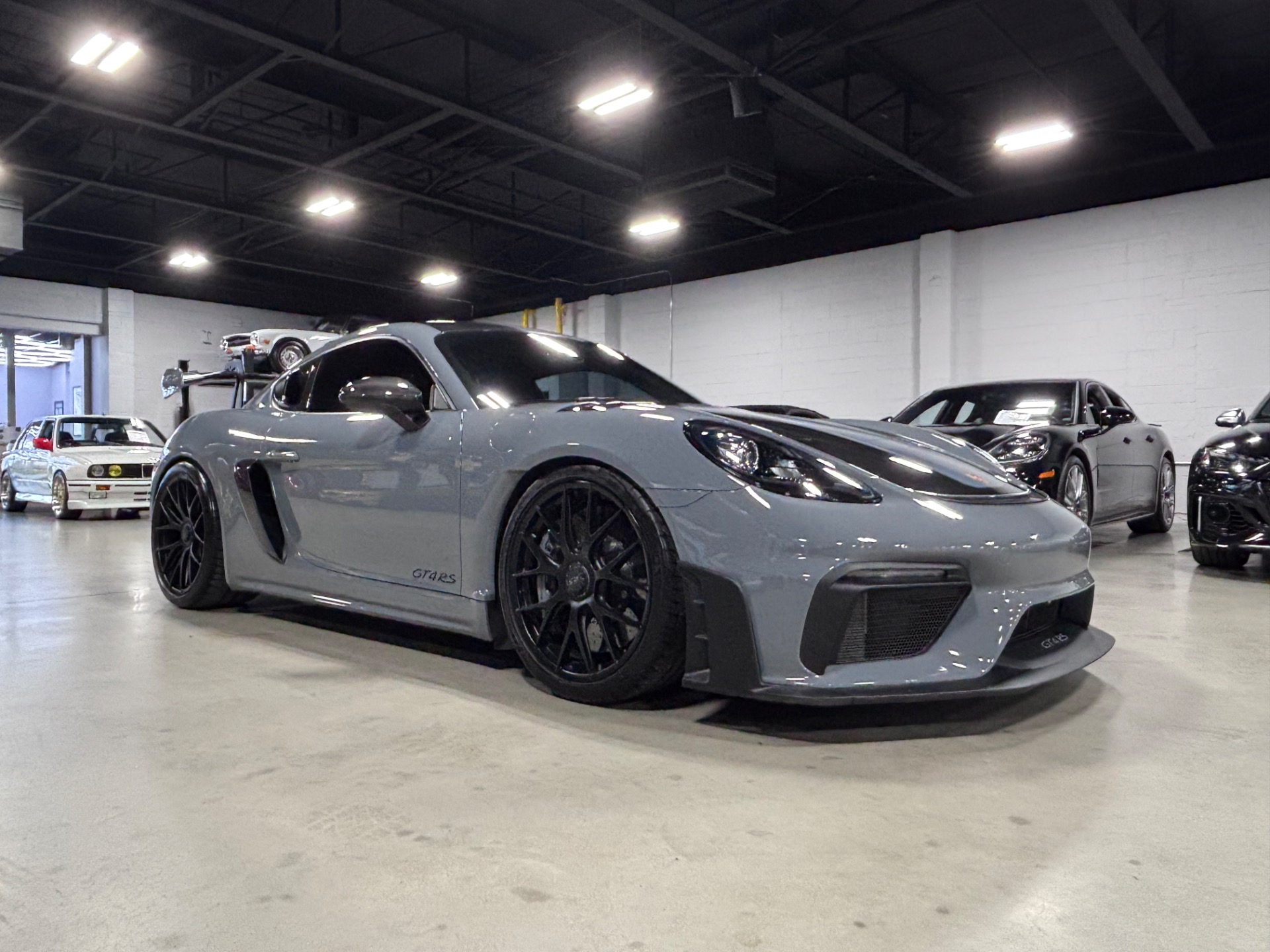 2023 Porsche Cayman GT4 RS photo 11