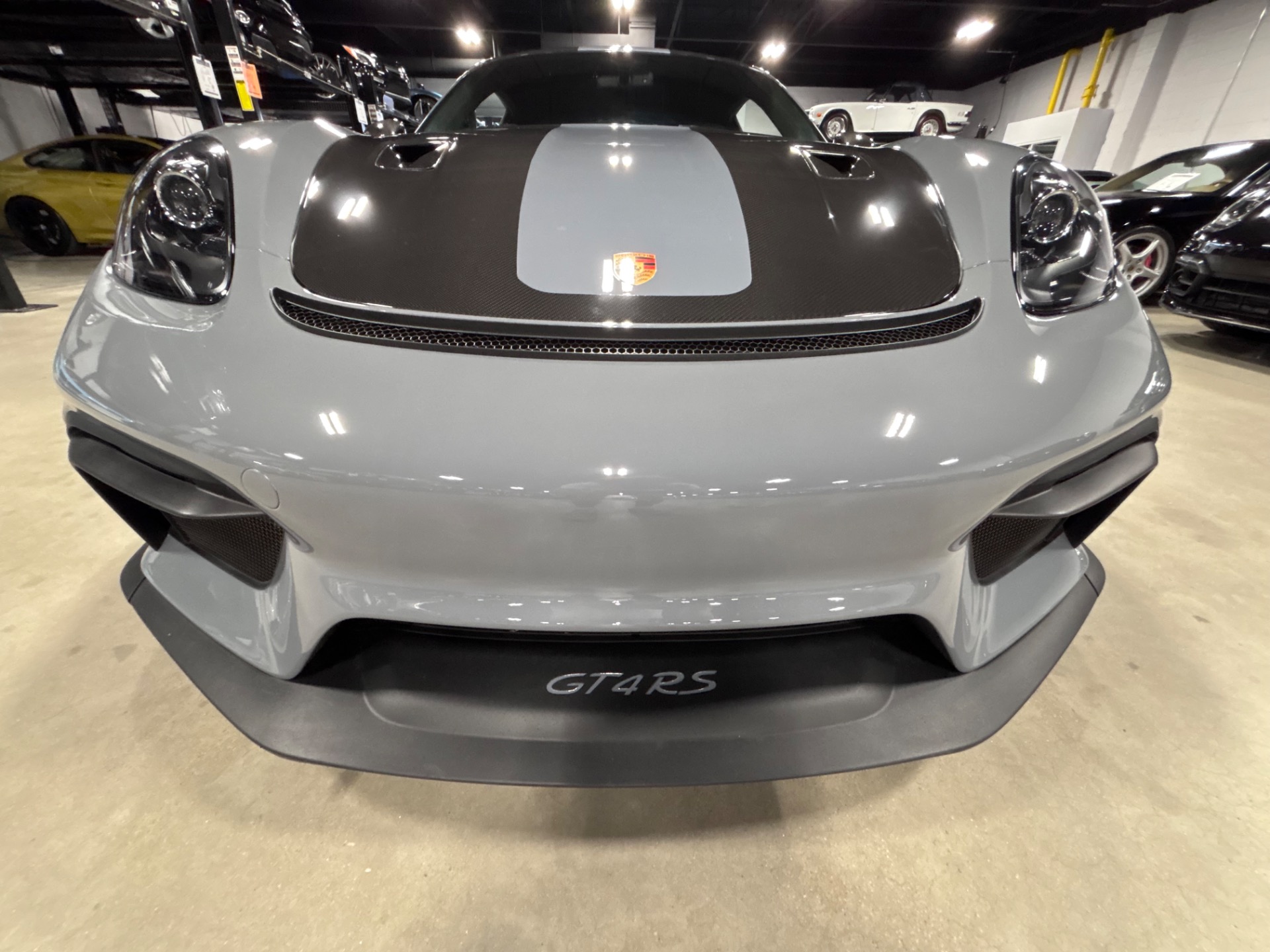 2023 Porsche Cayman GT4 RS photo 35