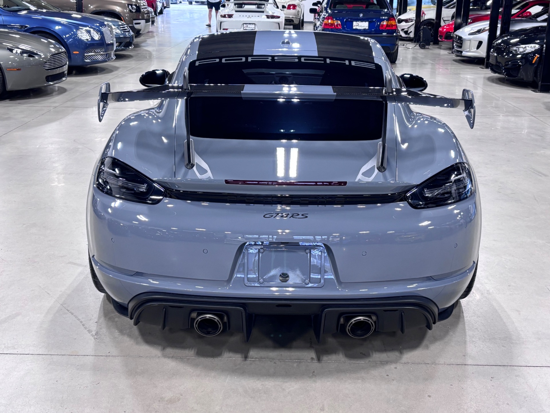 2023 Porsche Cayman GT4 RS photo 7