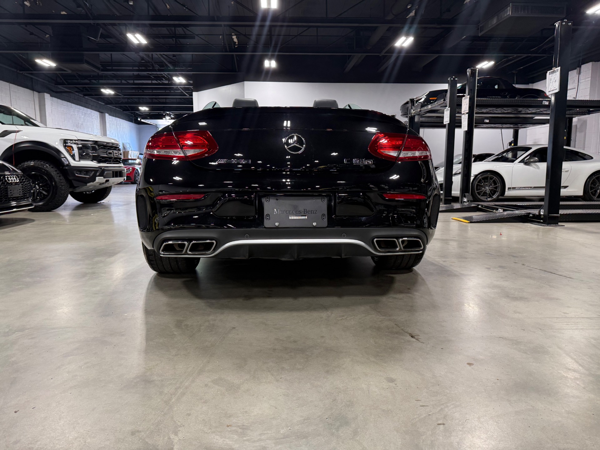 2018 Mercedes Benz C AMG 63 S photo 4