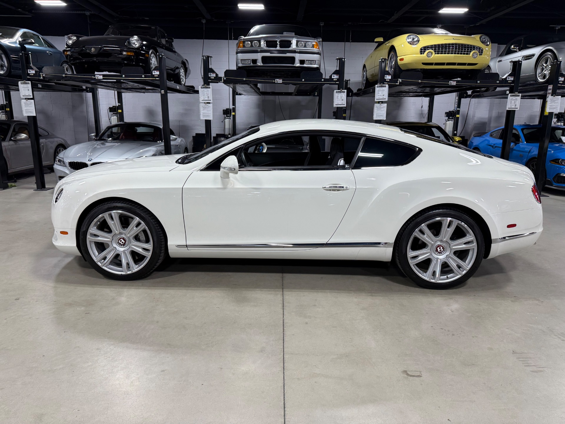 2013 Bentley Continental GT V8 photo 2