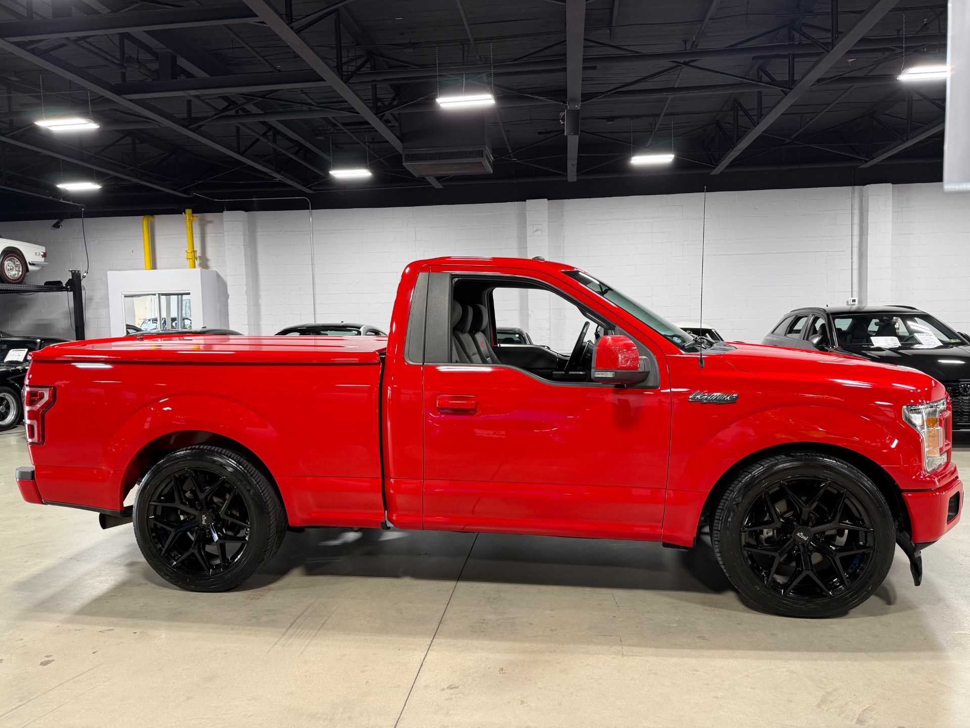 2018 Ford F-150 XLT photo 2
