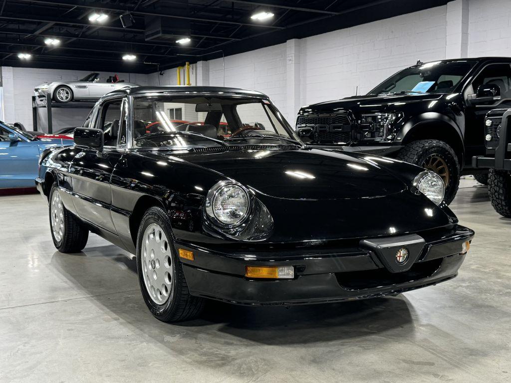 1989 Alfa Romeo Spider QUADRIFOGLIO photo 26