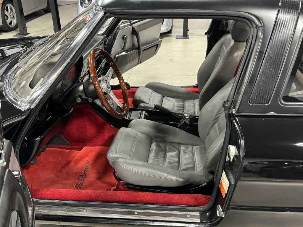 1989 Alfa Romeo Spider QUADRIFOGLIO photo 43
