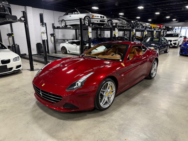 2015 Ferrari California T Base