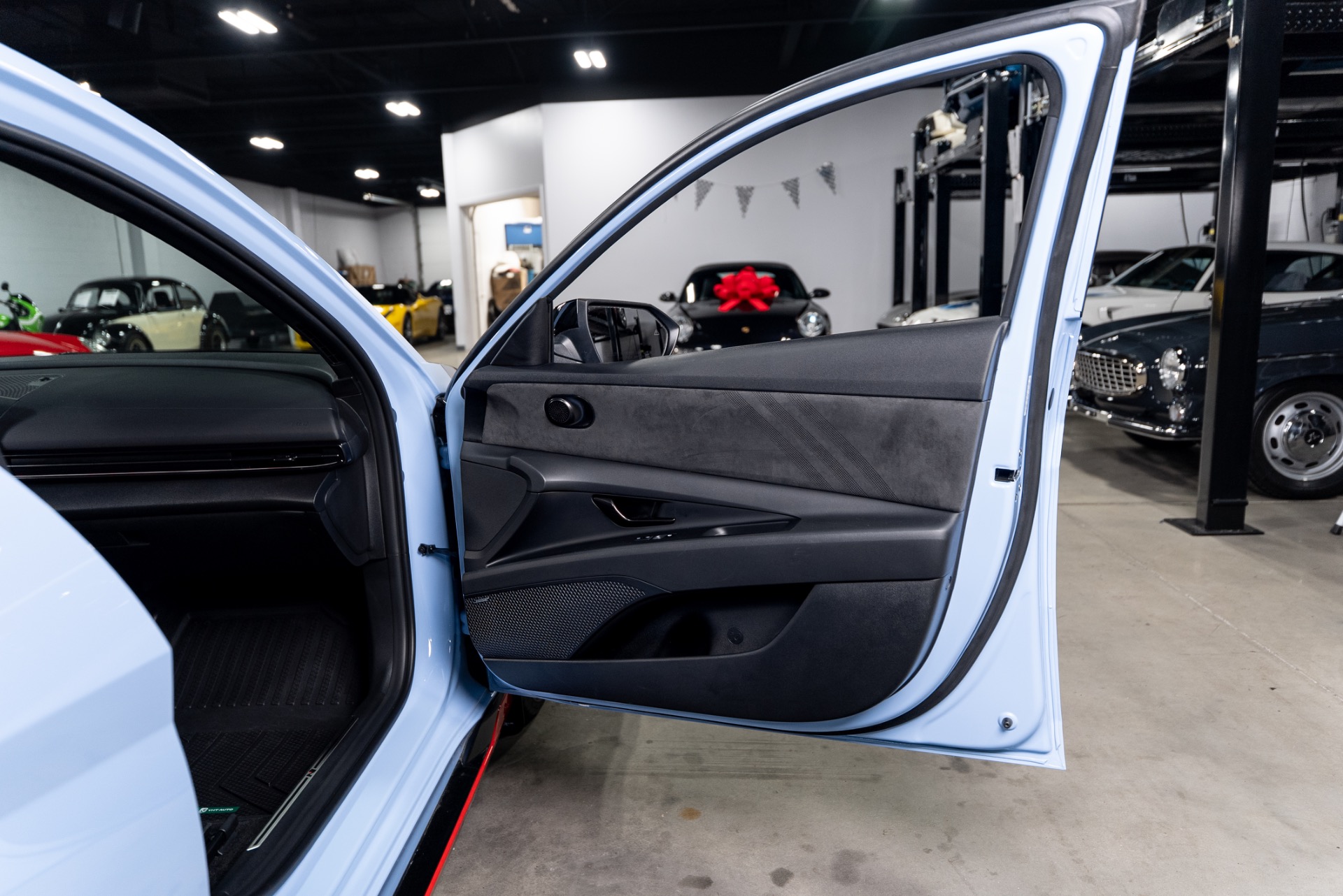 2023 Hyundai Elantra N - Photo 51