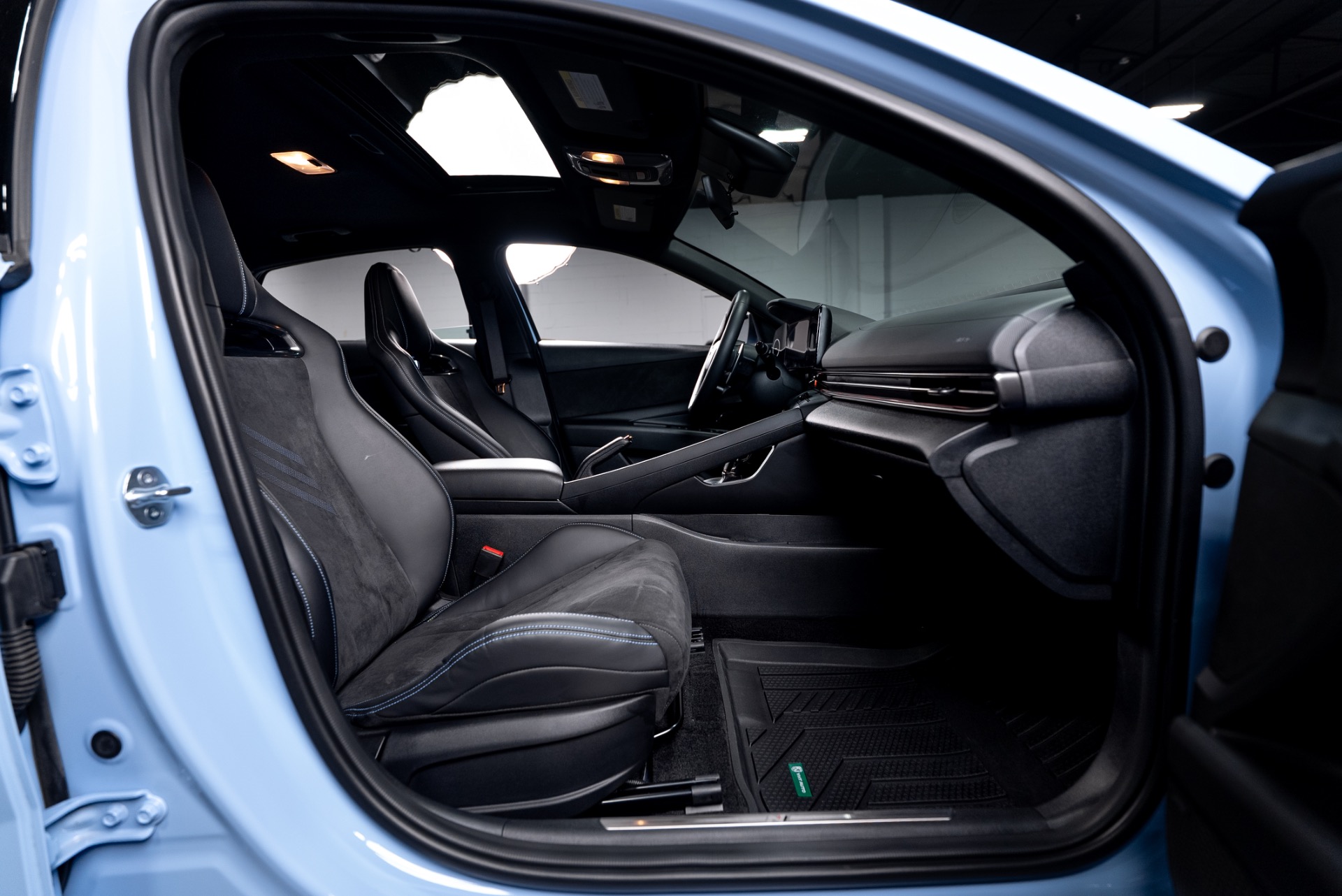 2023 Hyundai Elantra N - Photo 53