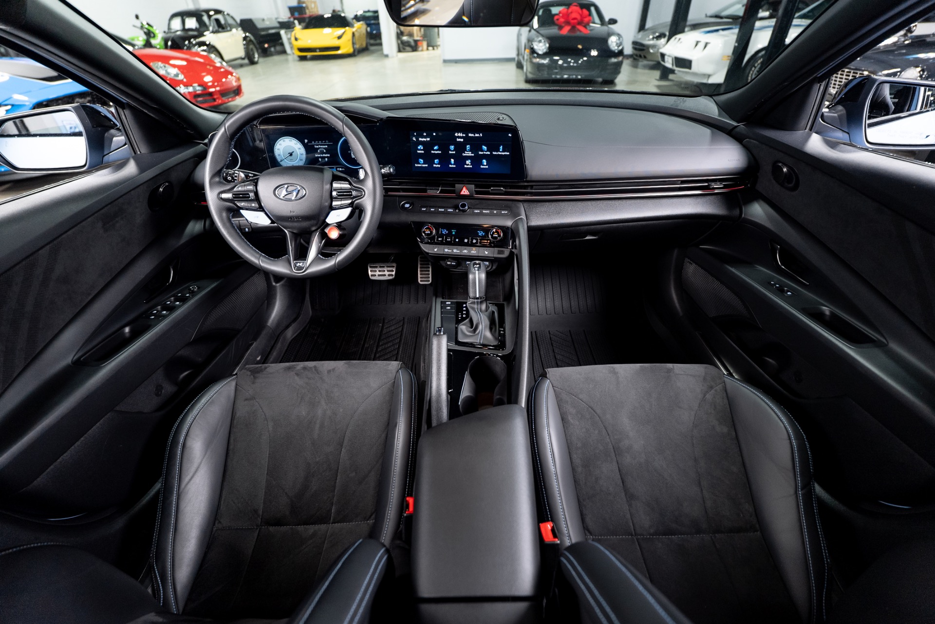 2023 Hyundai Elantra N - Photo 55
