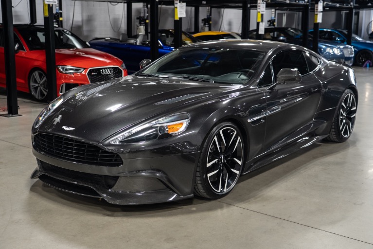 2016 Aston Martin Vanquish Base