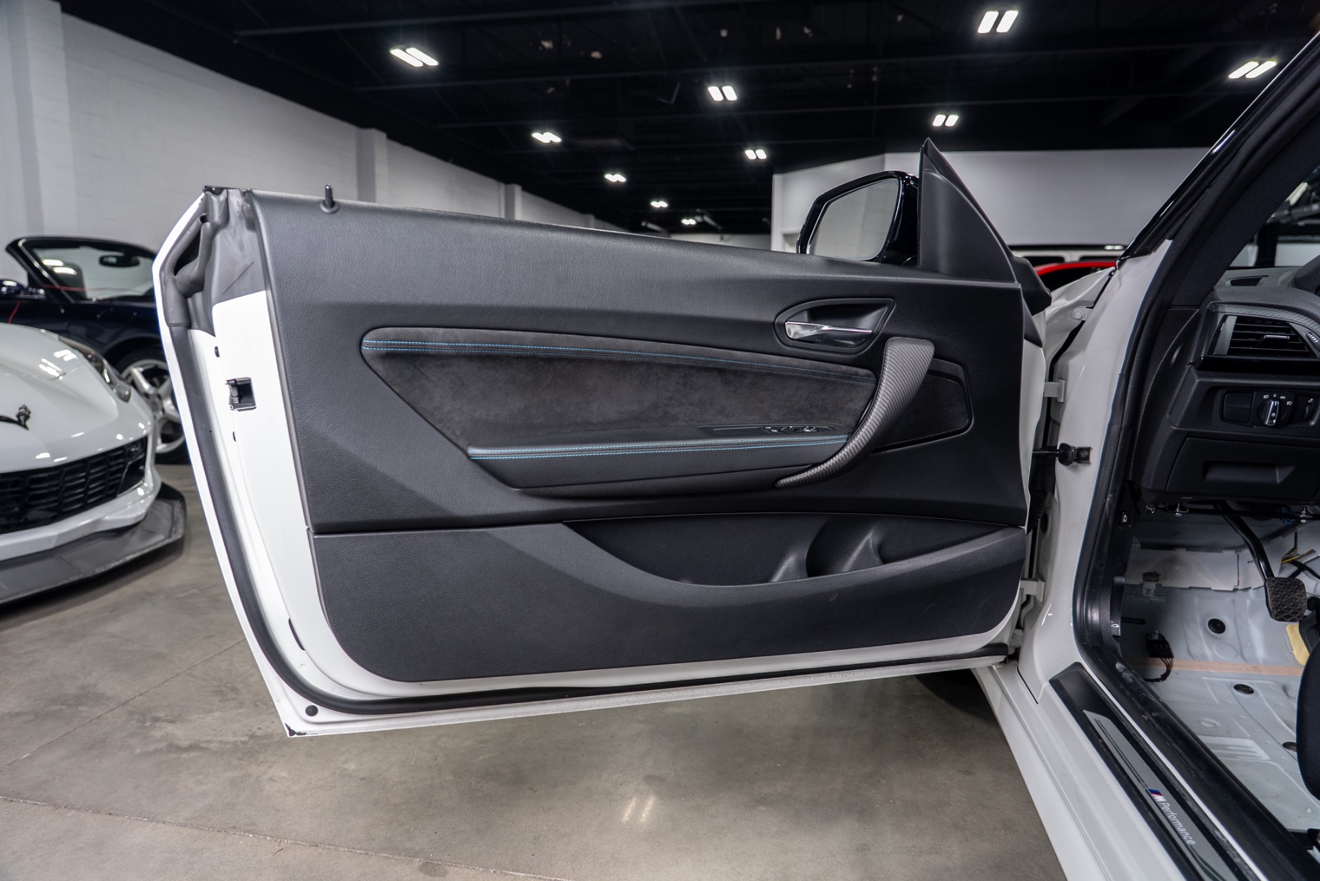 2017 BMW M2 Coupe Base - Photo 48