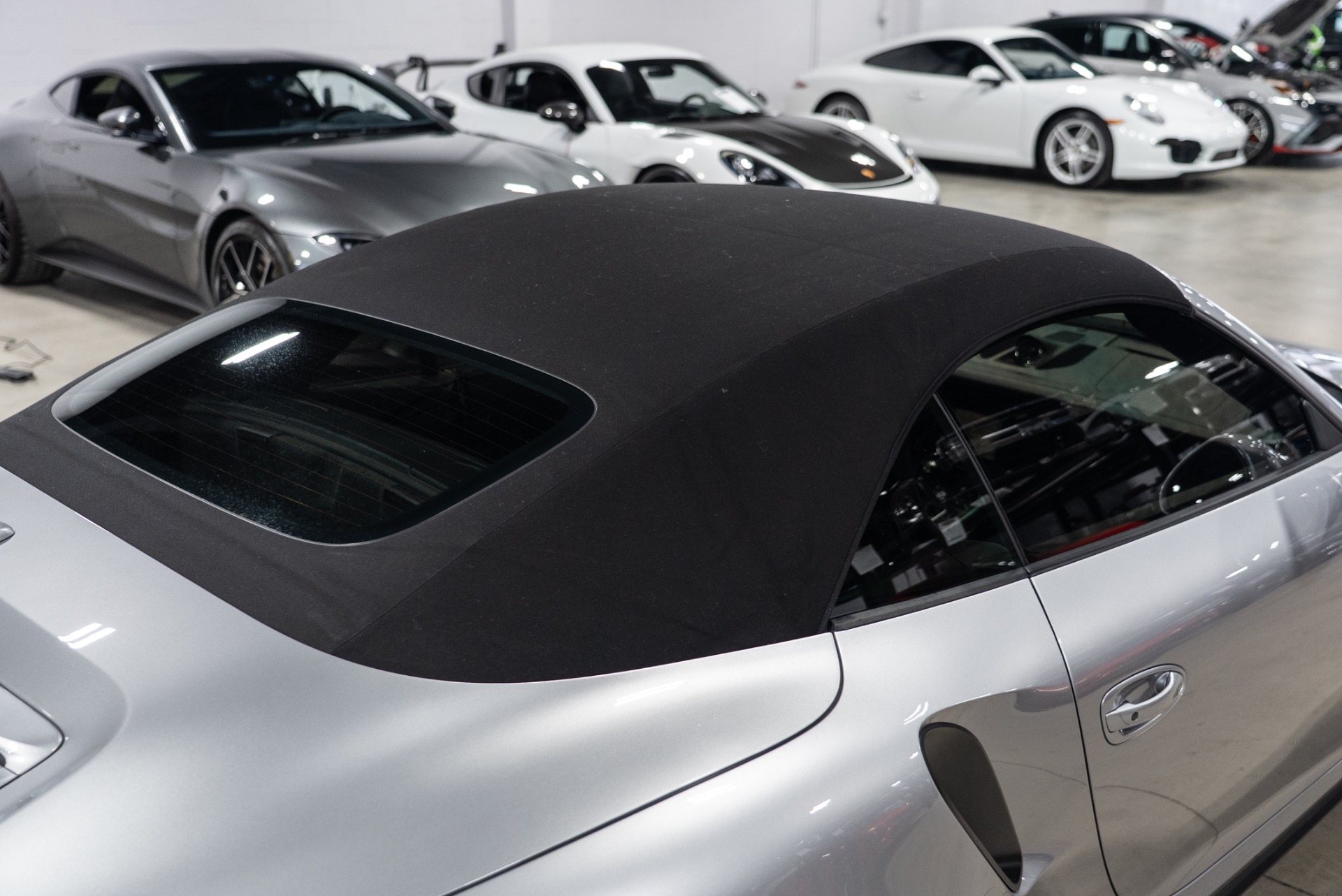 2016 Porsche 911 Turbo S - Photo 18