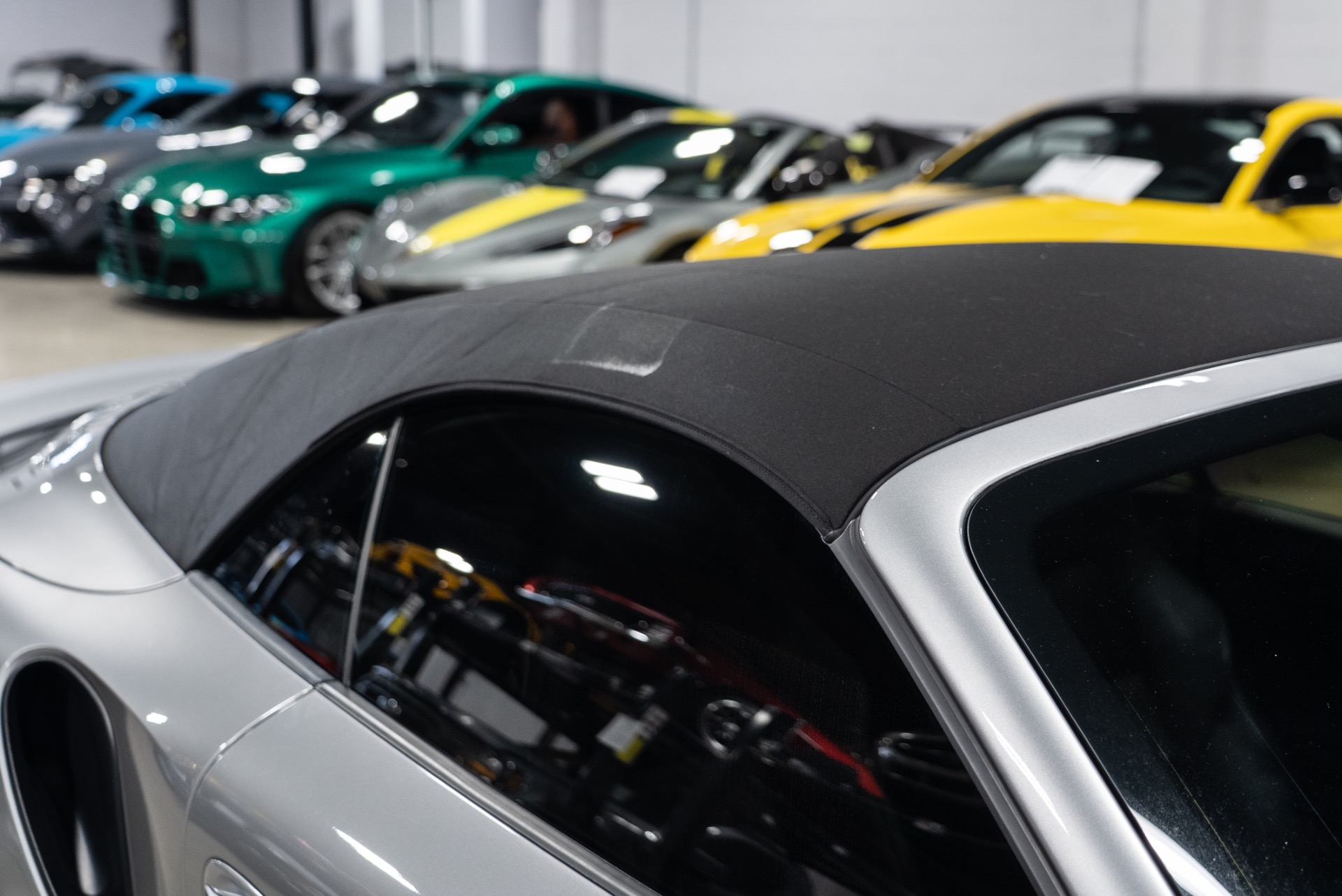 2016 Porsche 911 Turbo S - Photo 19