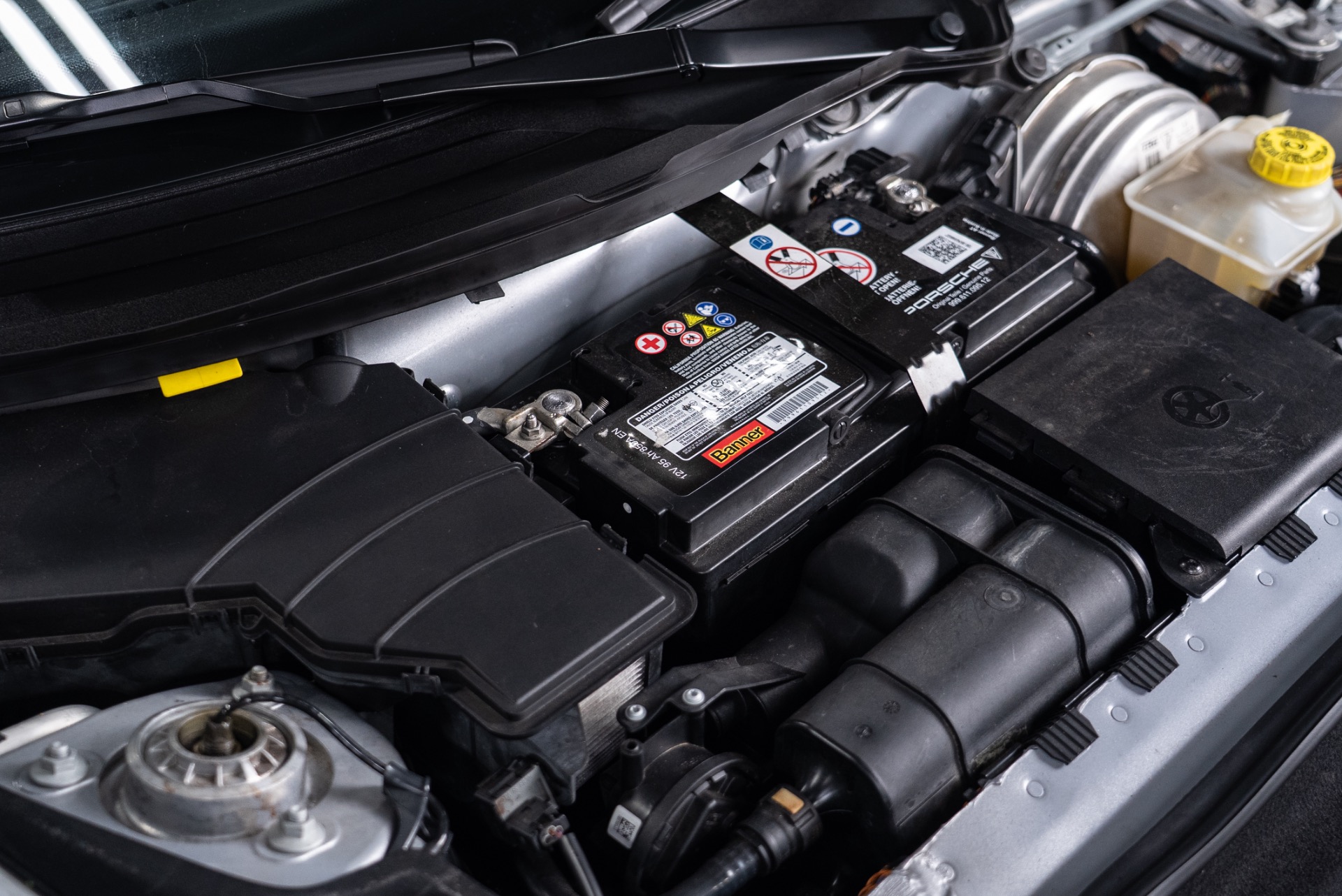 2016 Porsche 911 Turbo S - Photo 32