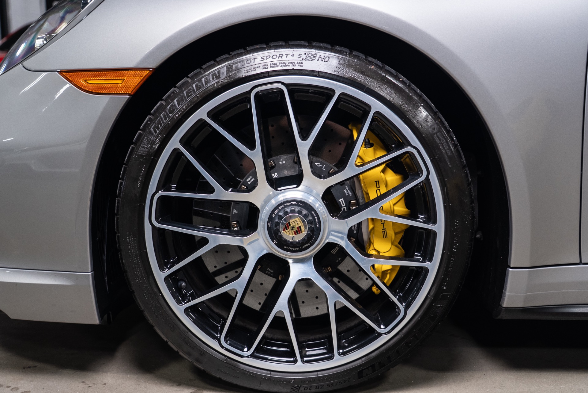 2016 Porsche 911 Turbo S - Photo 46