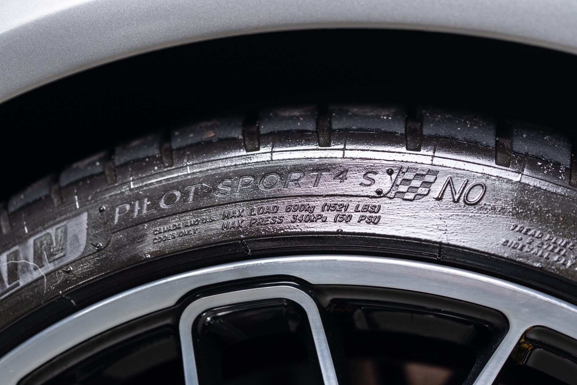 2016 Porsche 911 Turbo S - Photo 49