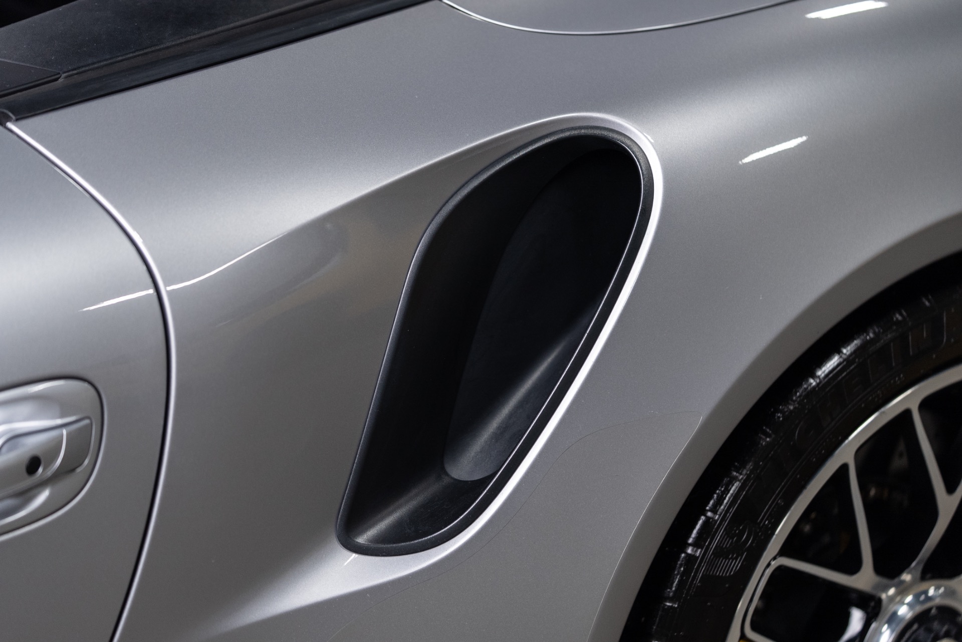 2016 Porsche 911 Turbo S - Photo 56