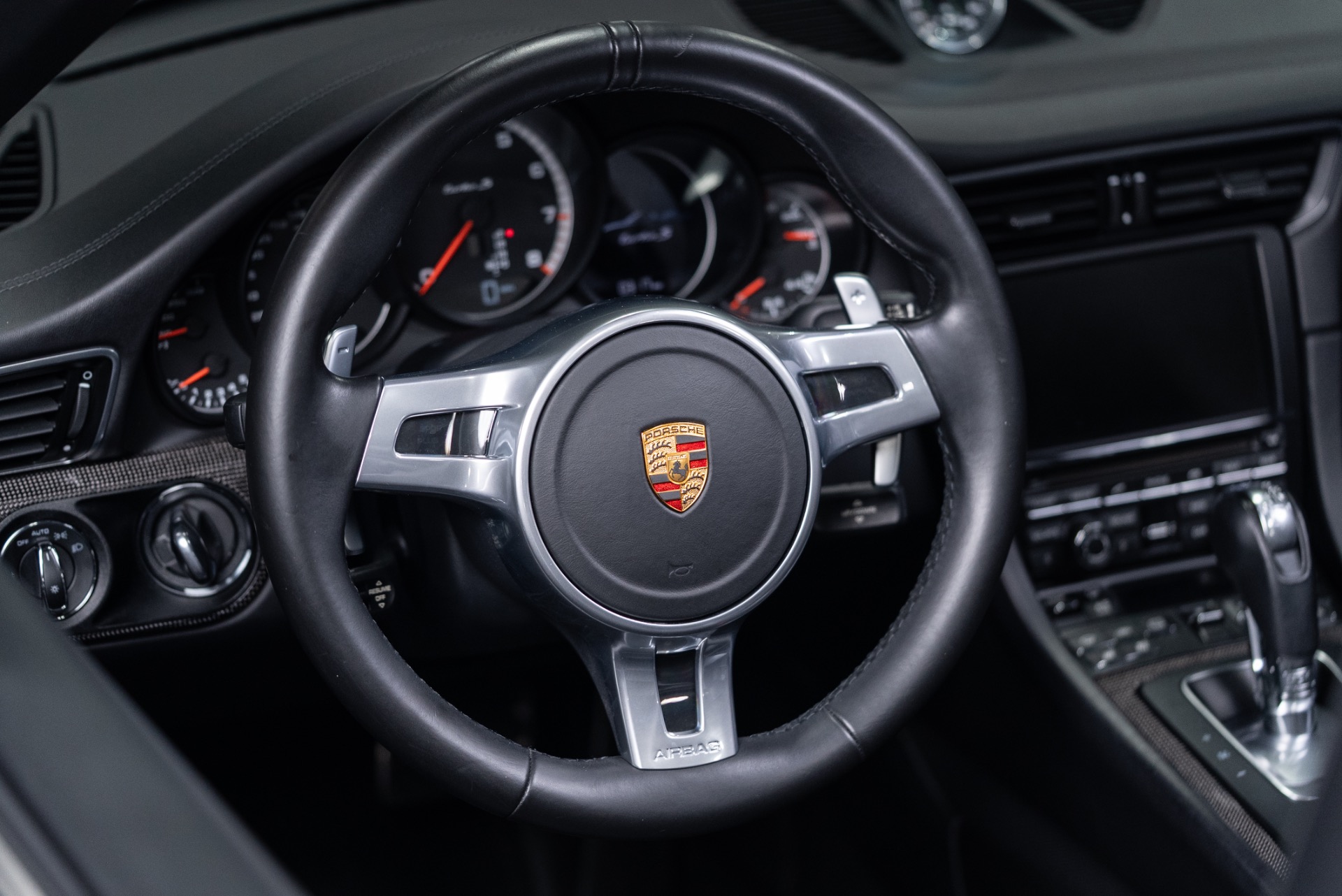 2016 Porsche 911 Turbo S - Photo 65