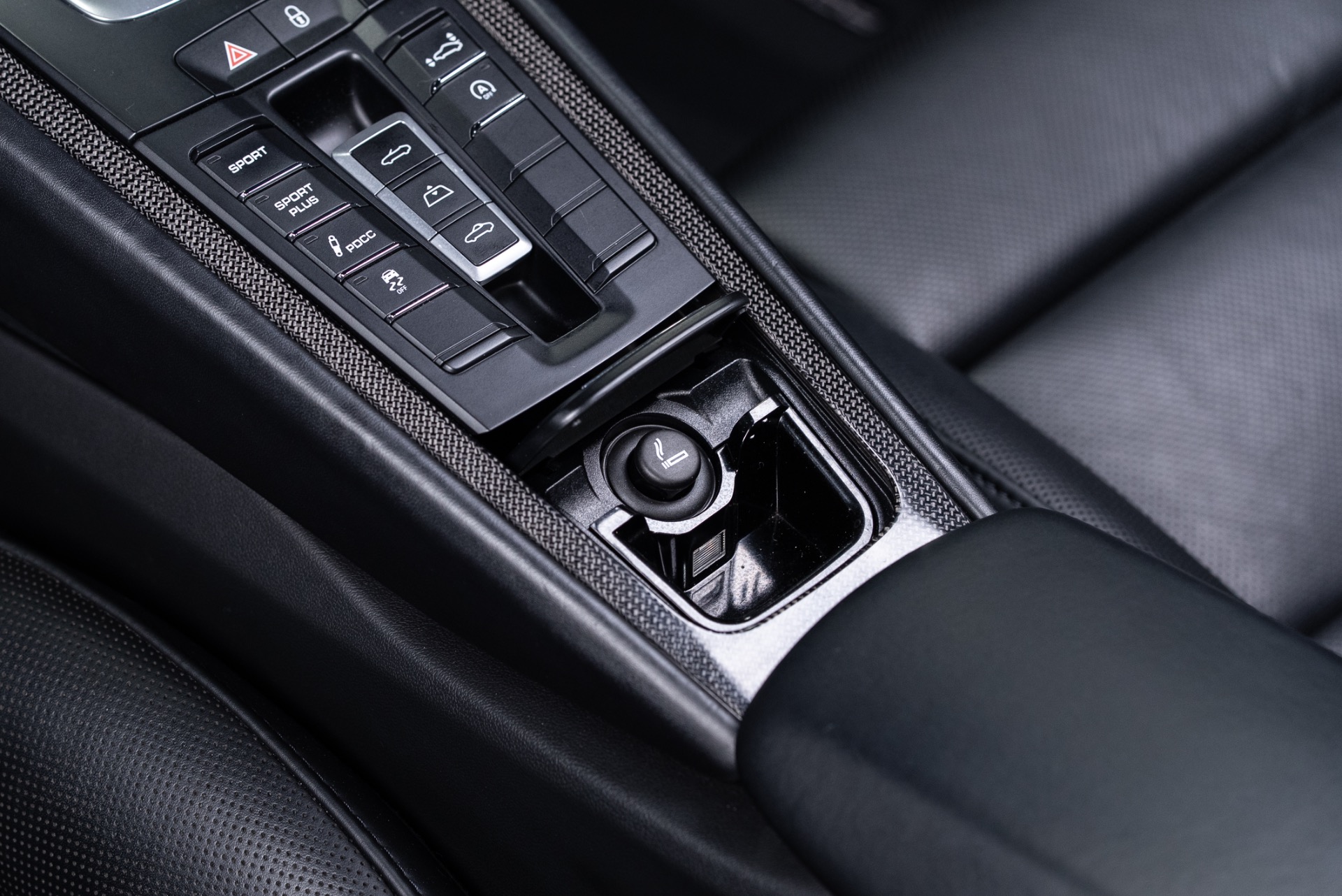 2016 Porsche 911 Turbo S - Photo 68