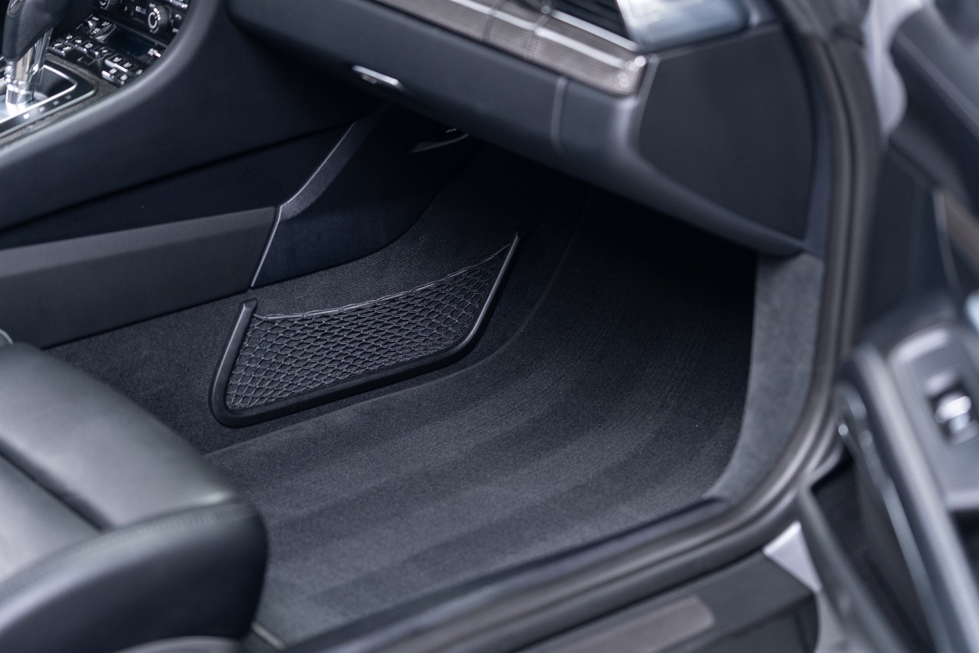 2016 Porsche 911 Turbo S - Photo 78