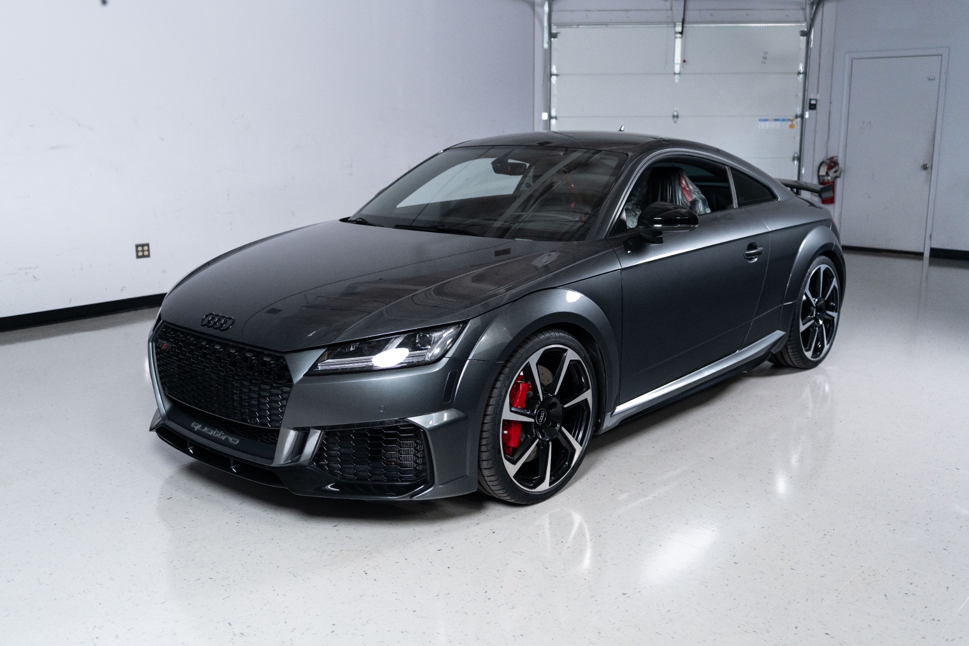 2019 Audi TT RS 2.5T quattro S tronic's photo