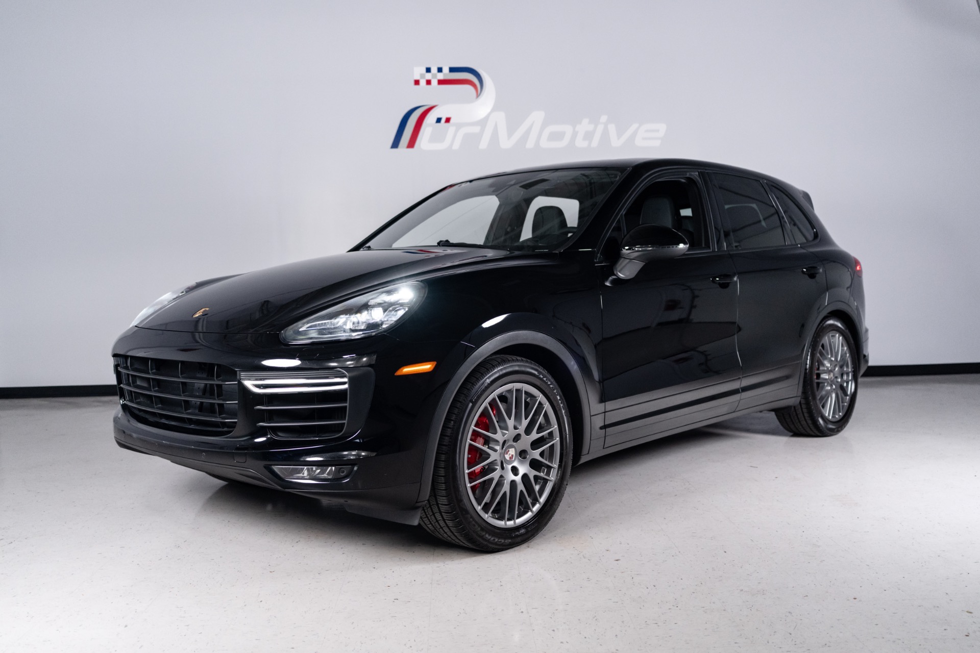 2016 Porsche Cayenne Turbo's photo