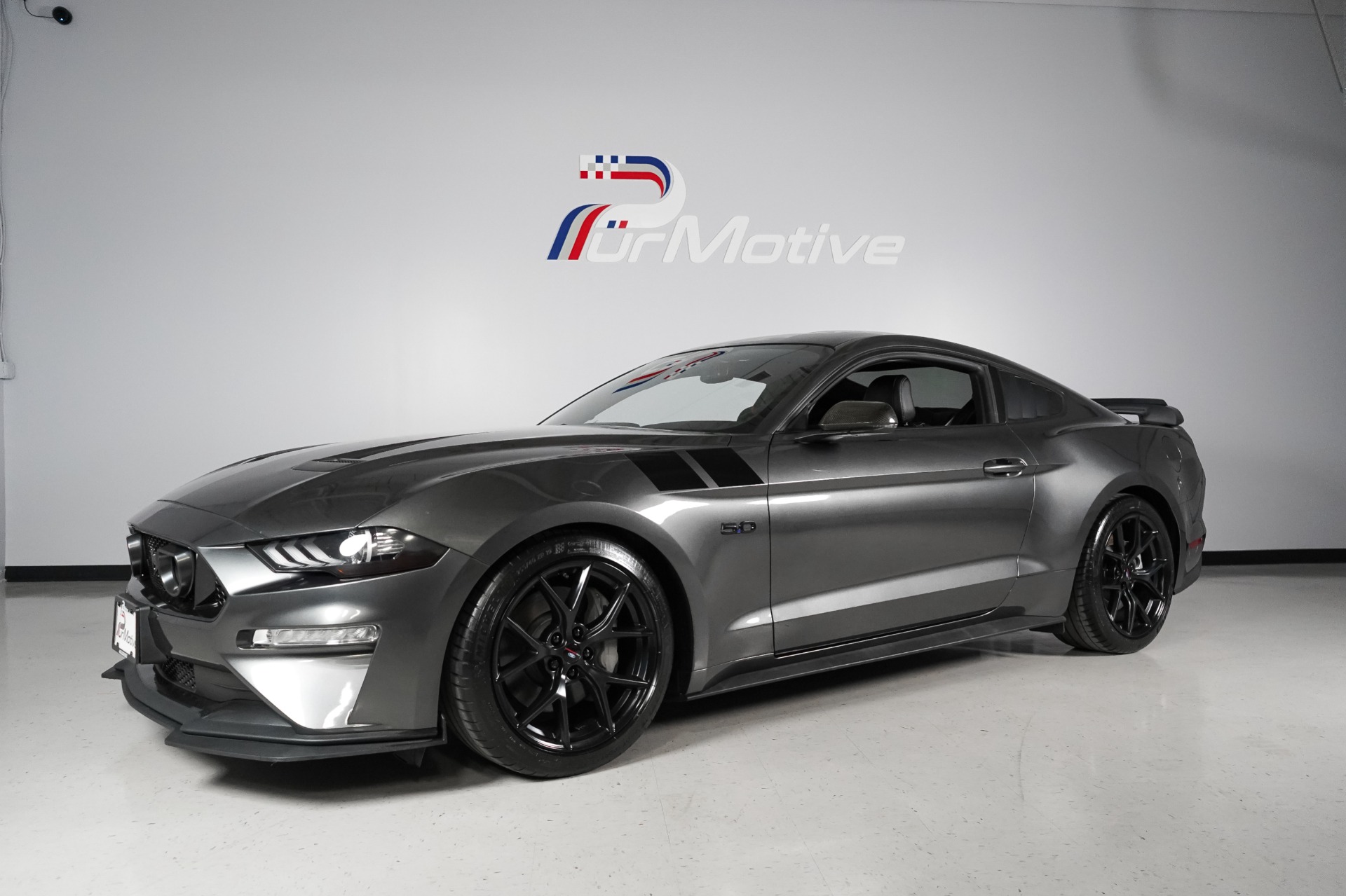 2018 Ford Mustang GT Coupe Premium's photo