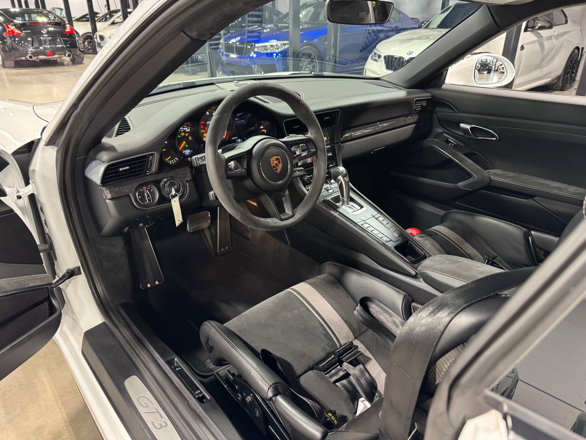 2018 Porsche 911 GT3 photo 13