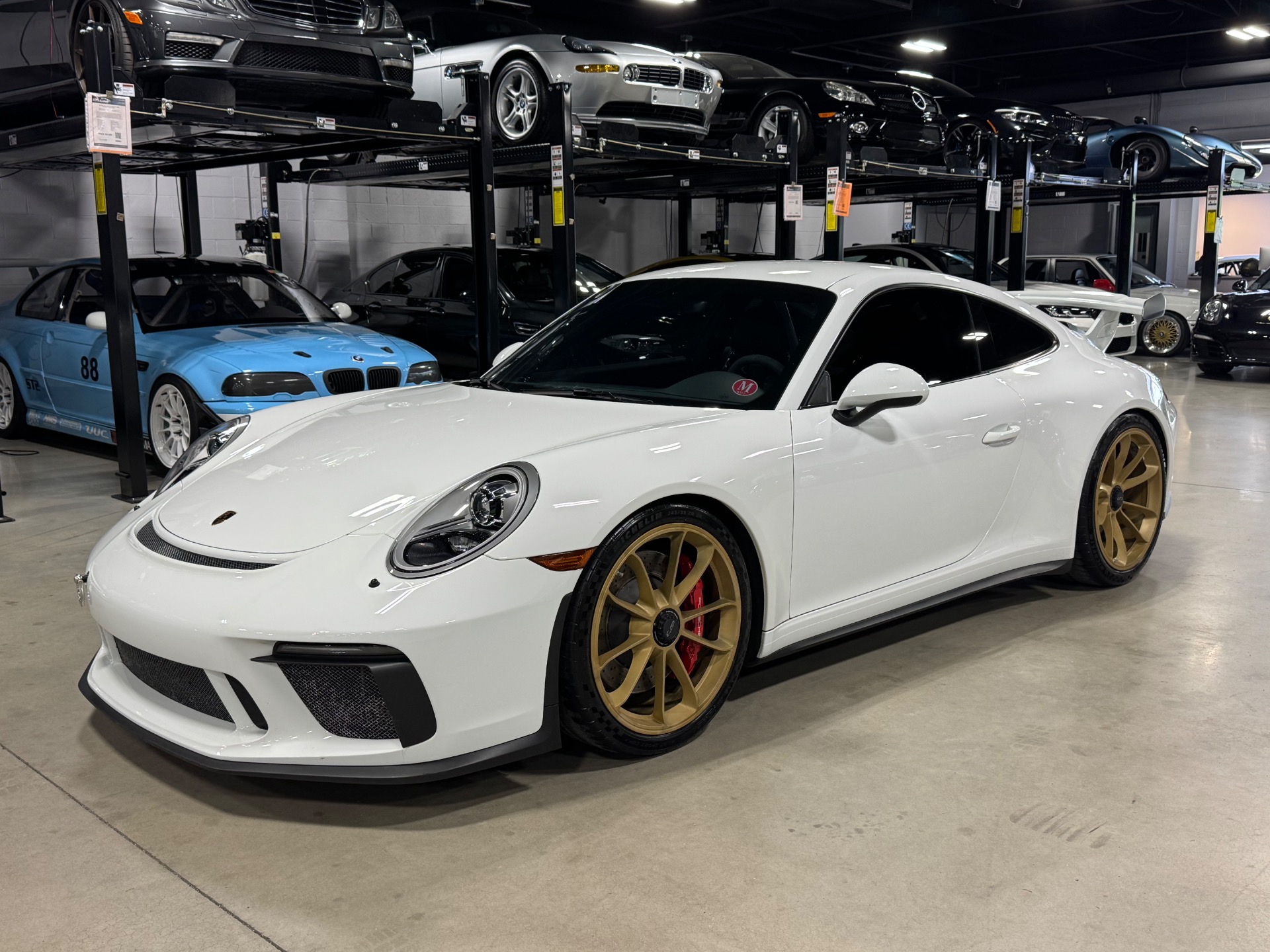 2018 Porsche 911 GT3 photo 2
